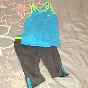 Toddler girl's workout outfit size 5/6